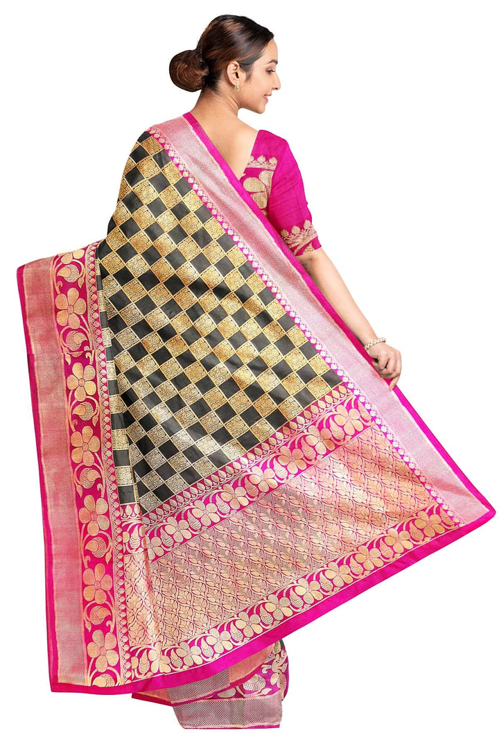 Handloom Banarasi katan pure silk brocade  saree in  checks in partly style.