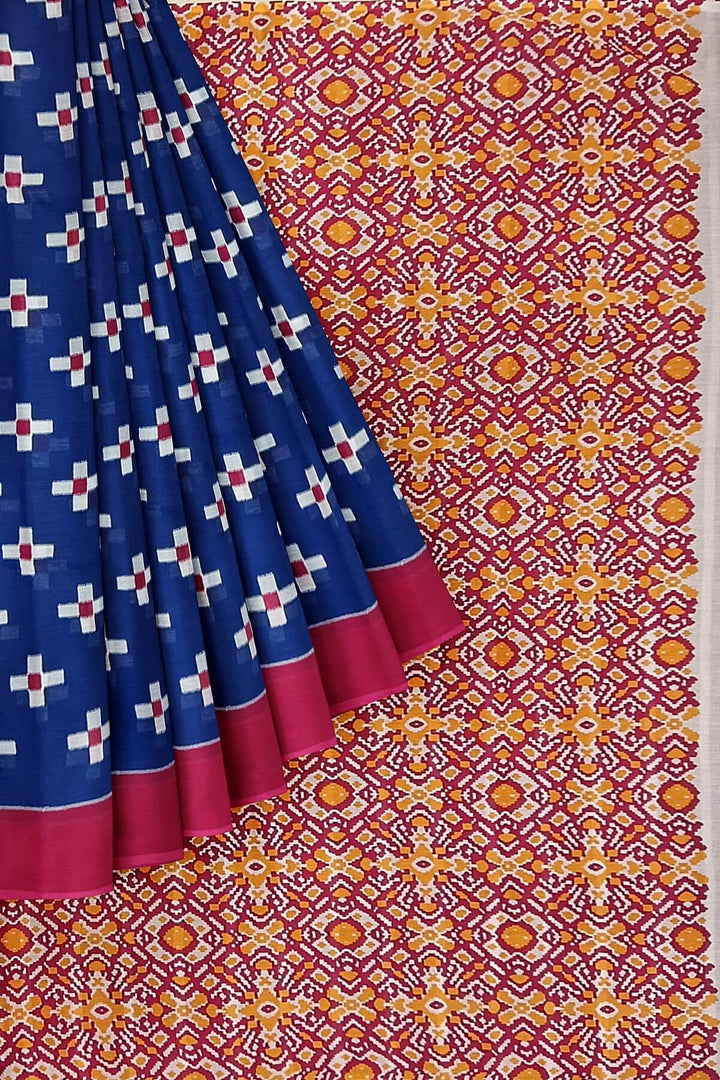 Jaipur mul cotton saree in blue in geometric pattern.