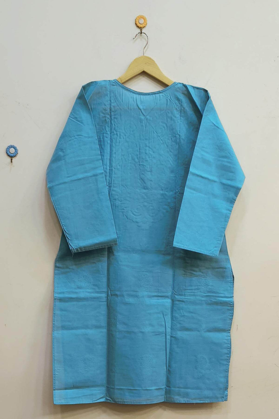 Cotton kurti with Lucknowi chikan work in blue