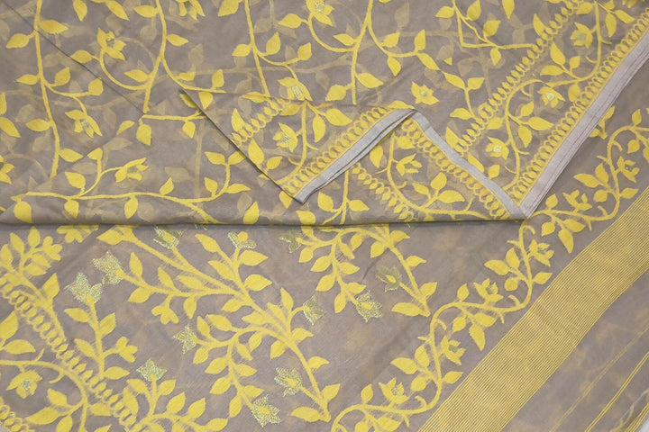 Handloom silk cotton saree in grey in floral jamdani weave