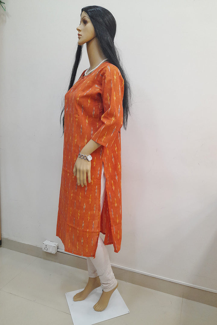 Handwoven ikat cotton kurti in straight cut in rust