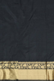 Handloom Banarasi katan pure silk saree in black with big buttas