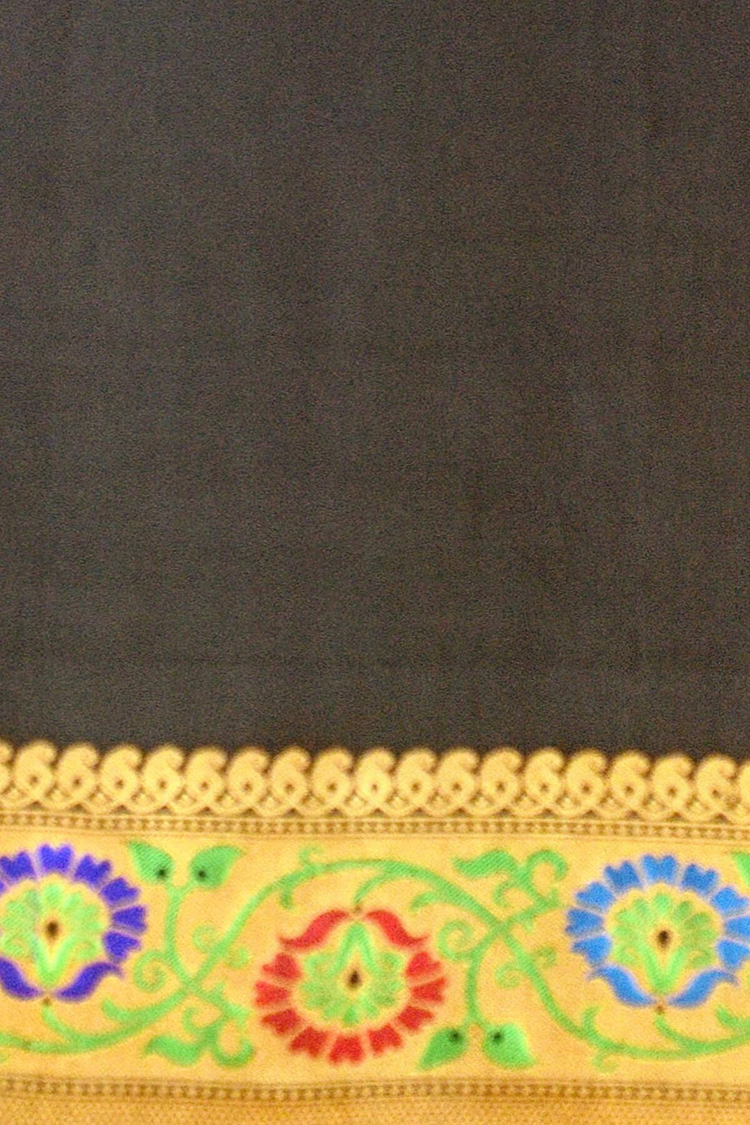 Handloom Gadwal pure silk saree - Anivartee