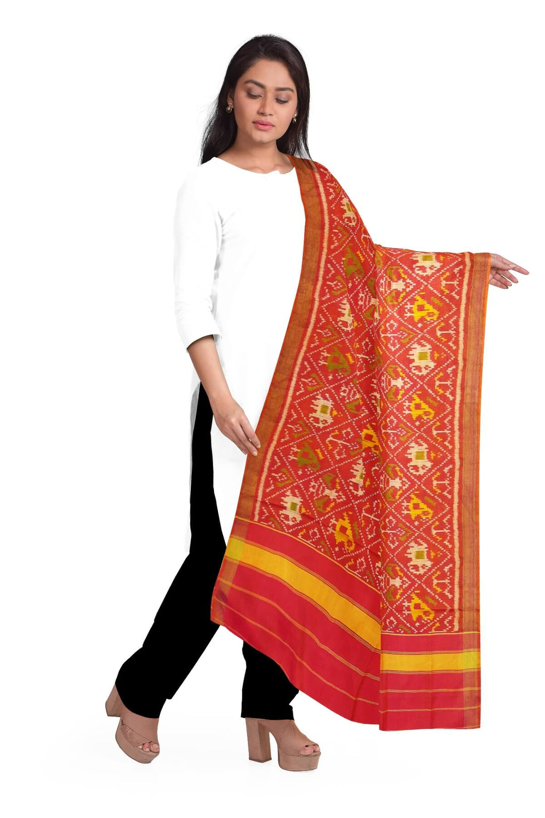 Handloom Patola pure silk dupatta in narikunj pattern in pinkish orange