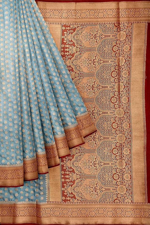 Banarasi georgette saree in ash grey with small  motifs