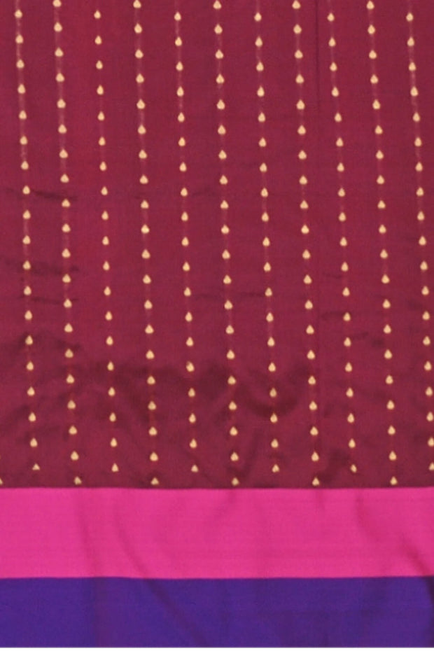 Handloom Banarasi katan pure silk saree in black with floral motifs