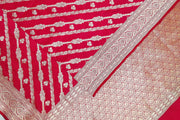 Handloom Banarasi katan pure silk saree in pink in diagonal pattern
