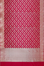 Handloom Banarasi katan pure silk saree in pink in diagonal pattern