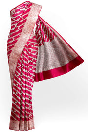 Handloom Banarasi katan pure silk saree in pink in diagonal pattern