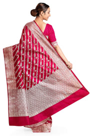 Handloom Banarasi katan pure silk saree in pink in diagonal pattern