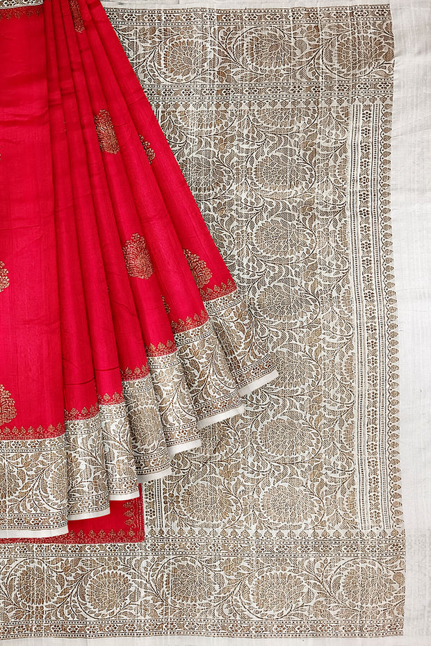 Handloom Banarasi pure silk saree in  red  in dupion finish