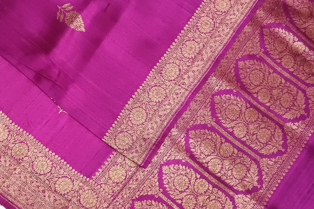 Handloom Banarasi pure silk saree in  magenta  in dupion finish