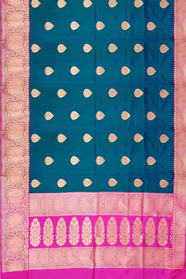 Handloom Banarasi katan pure silk saree in peacock green with  motifs