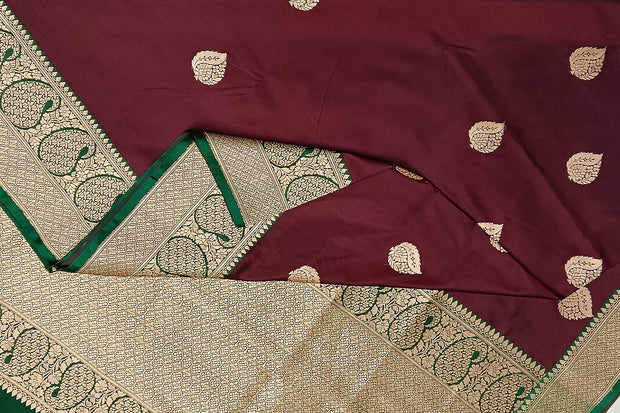Handloom Banarasi katan pure silk saree in brown with  motifs