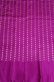 Handloom Banarasi katan pure silk saree in pink with floral motifs