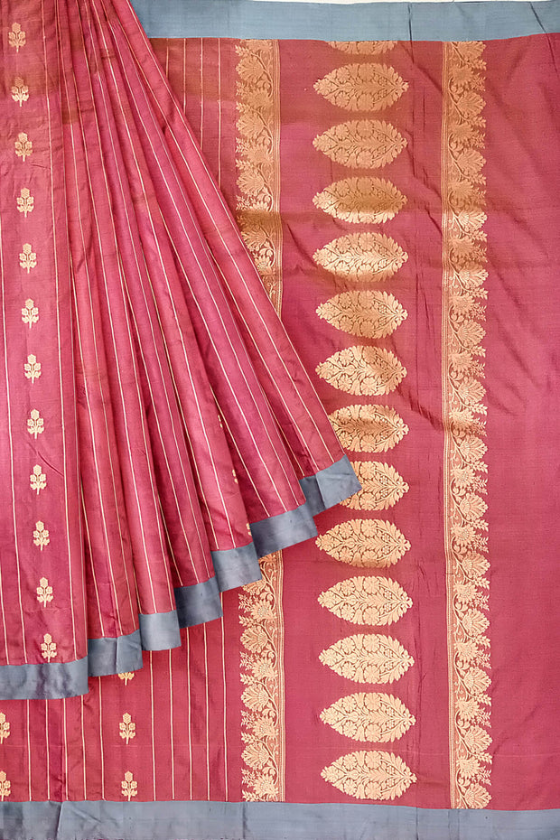 Banarasi katan pure silk saree in onion pink with stripes & floral motifs in gold.