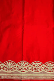Handwoven Banarasi katan pure silk saree in kadhua  weave.