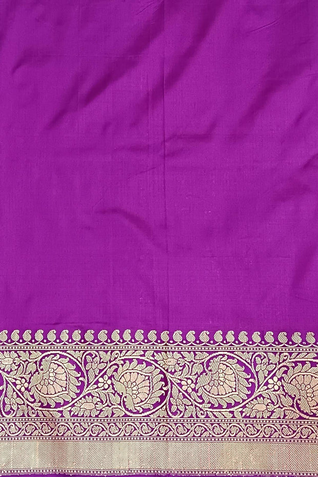 Handloom Banarasi katan pure silk saree in  violet with small motifs