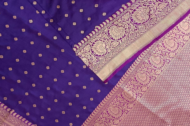 Handloom Banarasi katan pure silk saree in  violet with small motifs