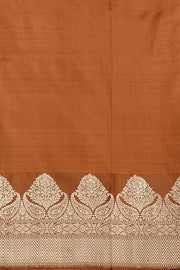 Handloom Banarasi katan pure silk saree in  onion pink with small motifs