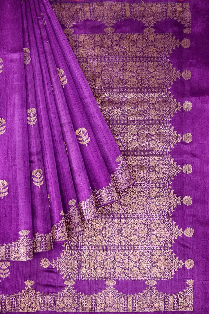 Handloom Banarasi katan pure silk saree in purple in dupion finish with floral motifs
