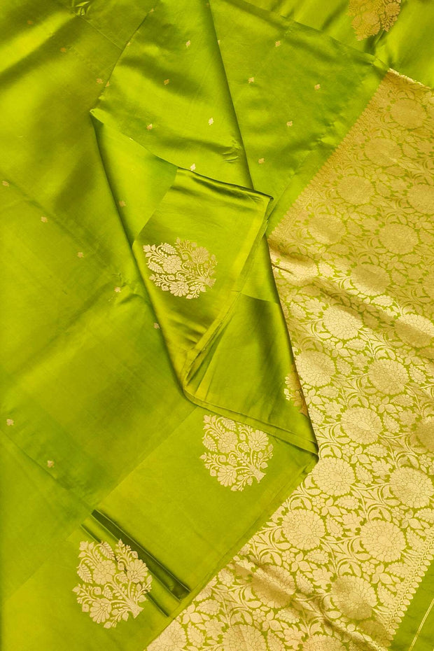 Handloom Banarasi  katan pure silk saree in mehndi green (POONA SILK)