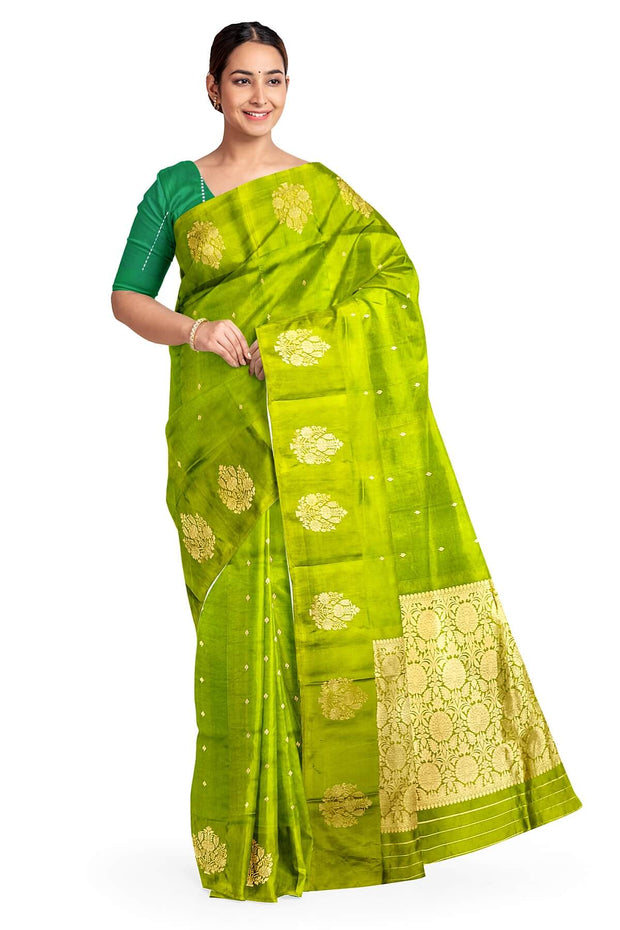 Handloom Banarasi  katan pure silk saree in mehndi green (POONA SILK)