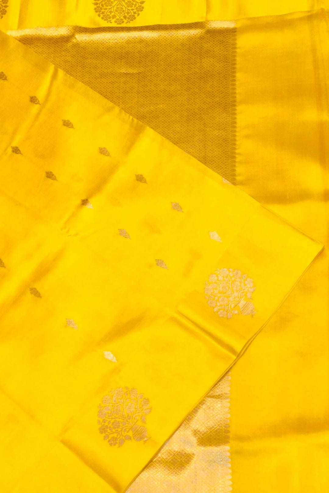 Handloom Banarasi  katan pure silk saree in yellow (POONA SILK)