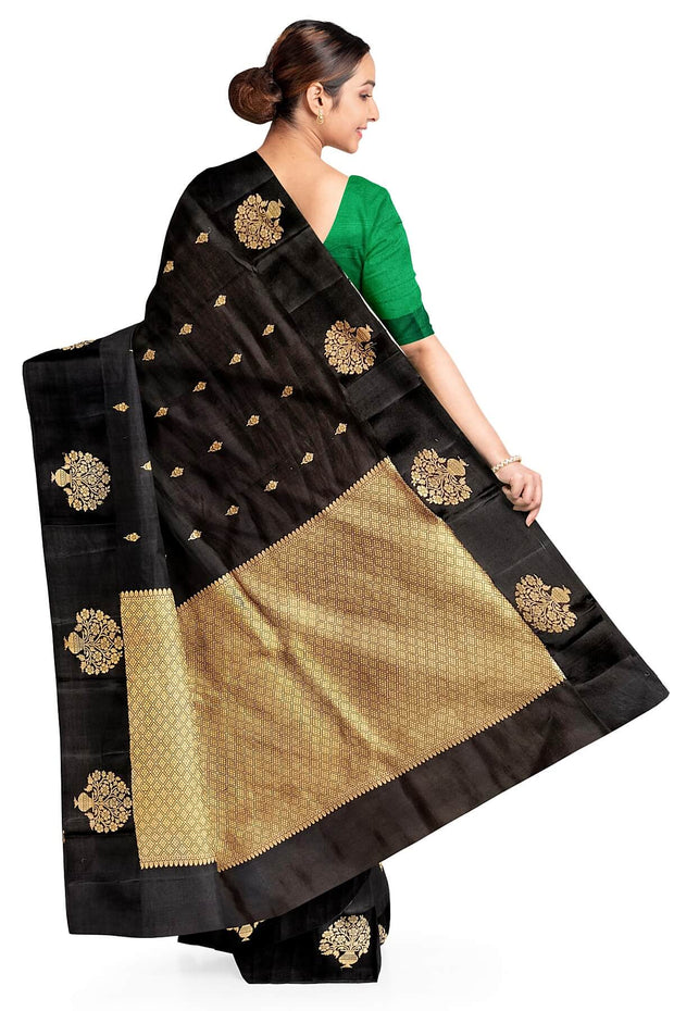 Handloom Banarasi  katan pure silk saree in black (POONA SILK)
