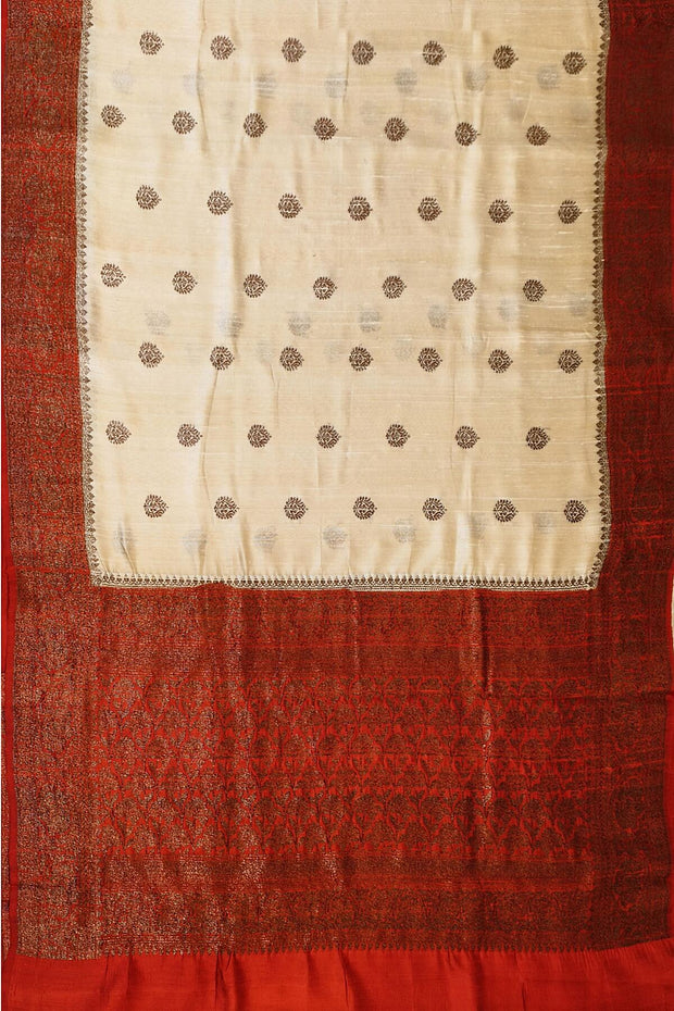 Handloom Banarasi katan pure silk saree in Off white in dupion finish