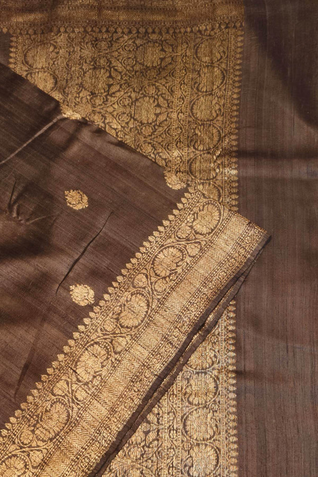 Handloom Banarasi katan pure silk saree in coffee brown in dupion finish