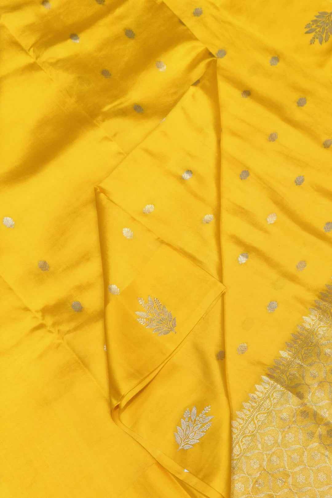 Banarasi  katan pure silk saree in yellow with small motifs