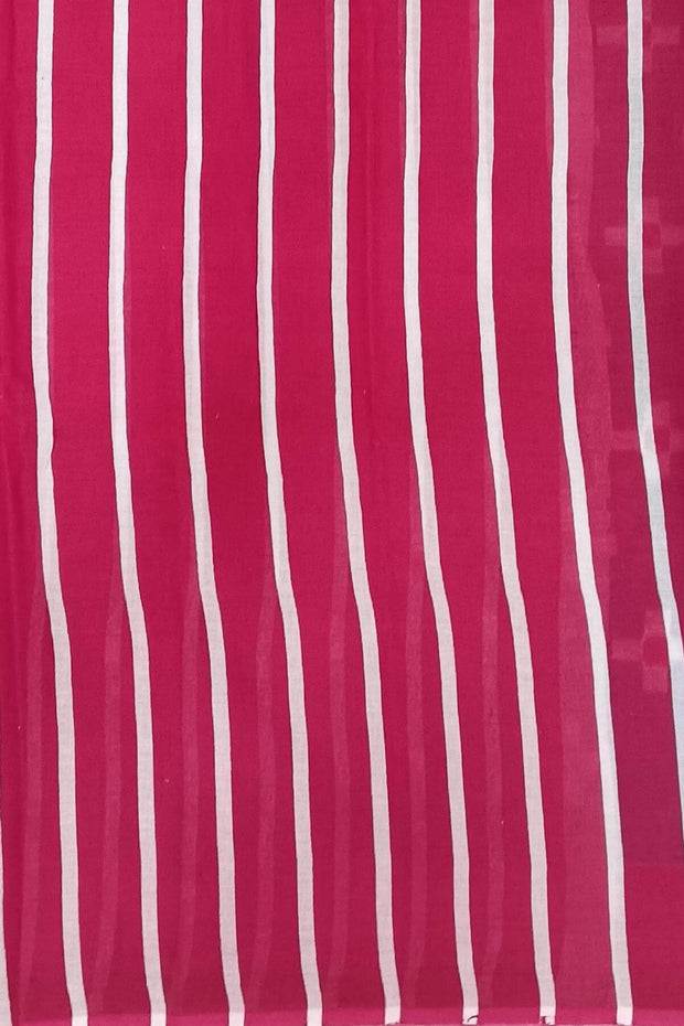 Jaipur mul cotton saree in blue in geometric pattern.