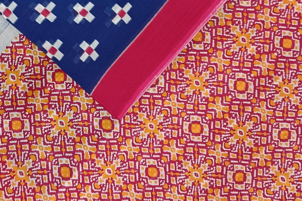 Jaipur mul cotton saree in blue in geometric pattern.