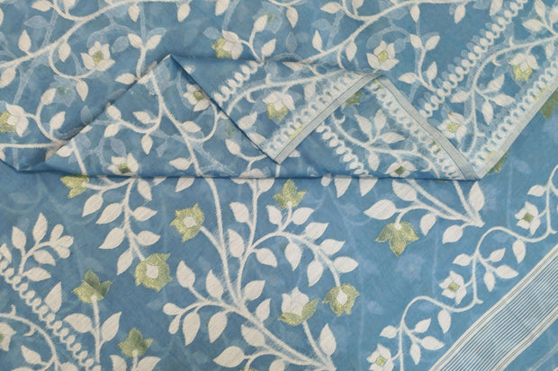 Handloom silk cotton saree in blue in floral jamdani