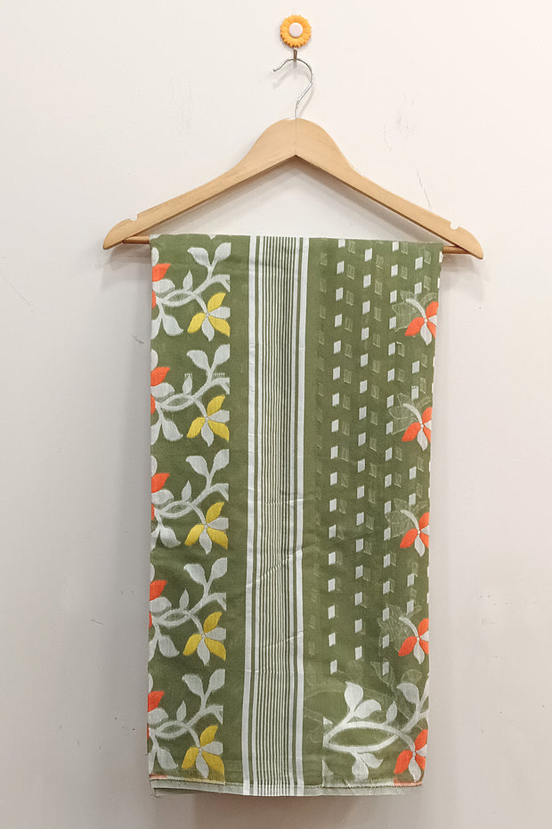 Handwoven jamdani silk cotton saree in mehndi green  and without blouse