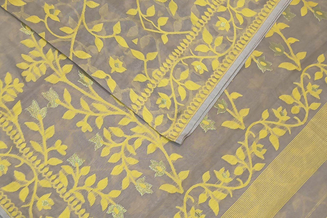 Handloom silk cotton saree in grey in floral jamdani weave