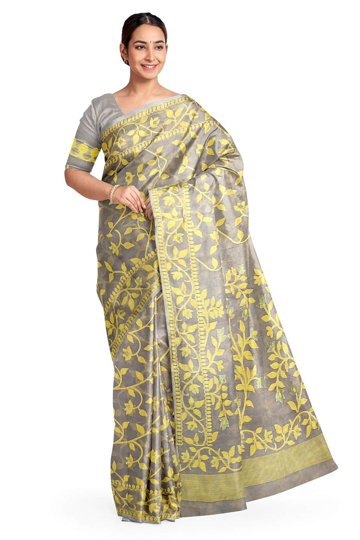 Handloom silk cotton saree in grey in floral jamdani weave