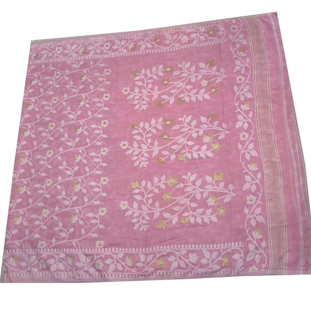 Handloom silk cotton saree in pink in floral jamdani weave