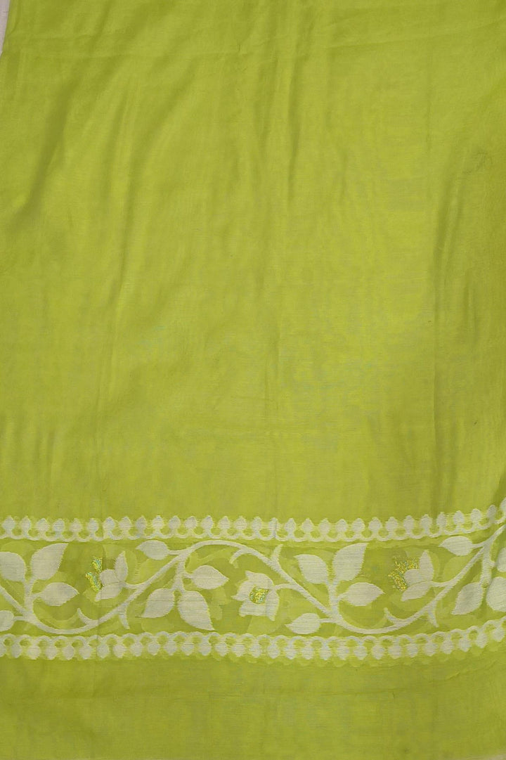 Handloom silk cotton saree in green in floral jamdani weave