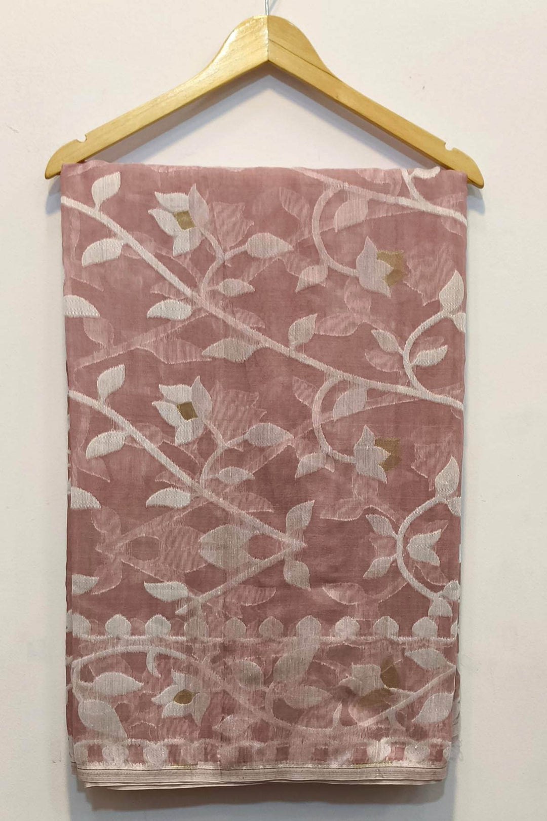 Handloom silk cotton saree  in mauve in floral jamdani weave
