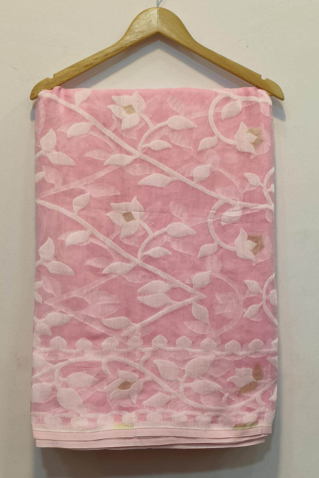 Handloom silk cotton saree  in baby pink in floral jamdani weave