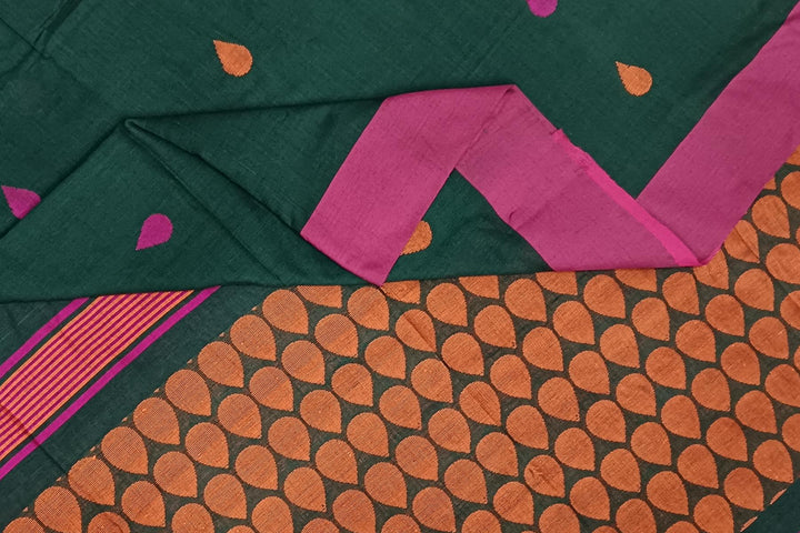 Handloom soft cotton saree in bottle green with jamdani pallu