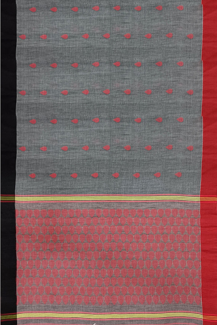 Handloom soft cotton saree in grey with jamdani pallu
