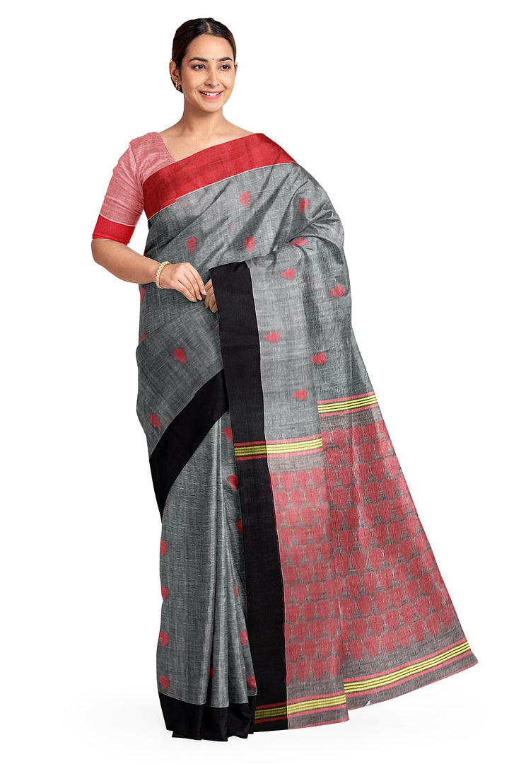 Handloom soft cotton saree in grey with jamdani pallu