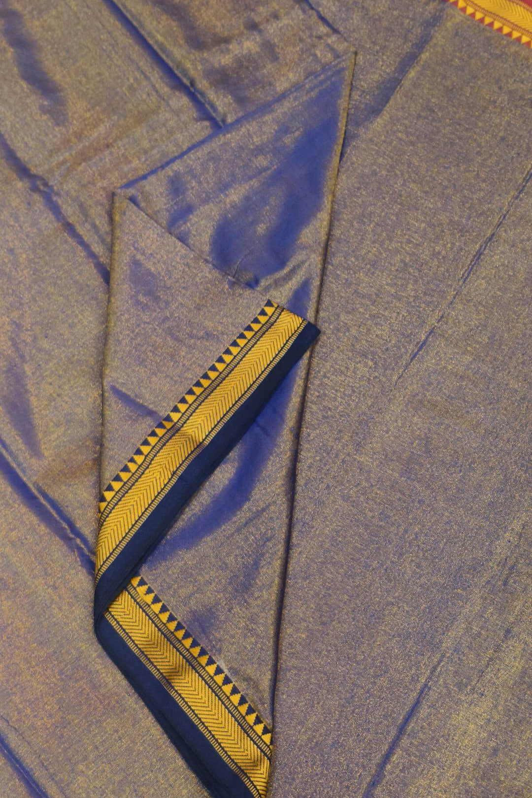 Small border soft tissue cotton saree in violet