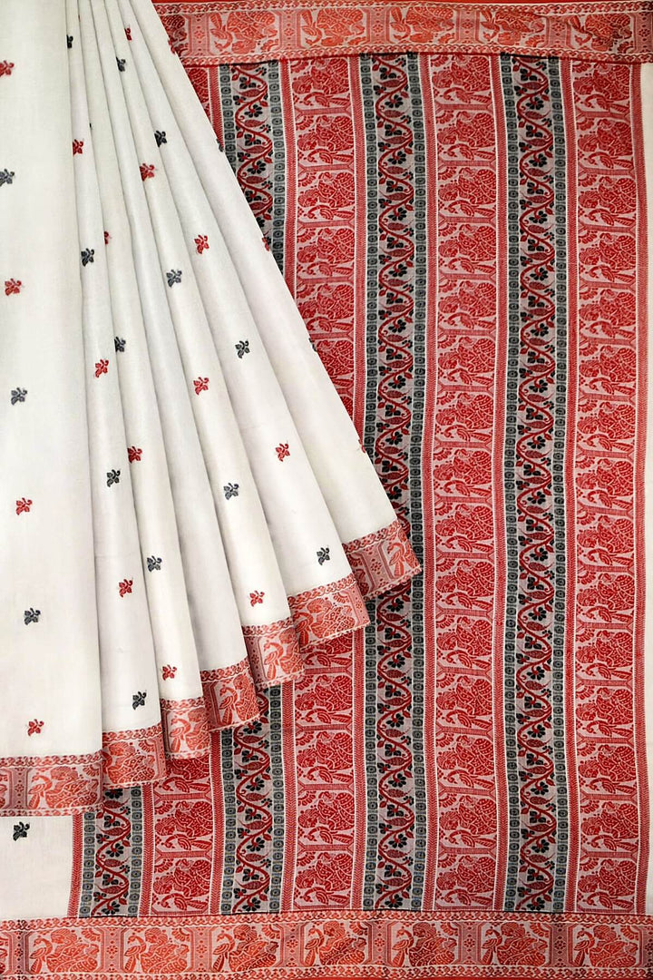 Baluchari cotton saree in cream with small floral motifs