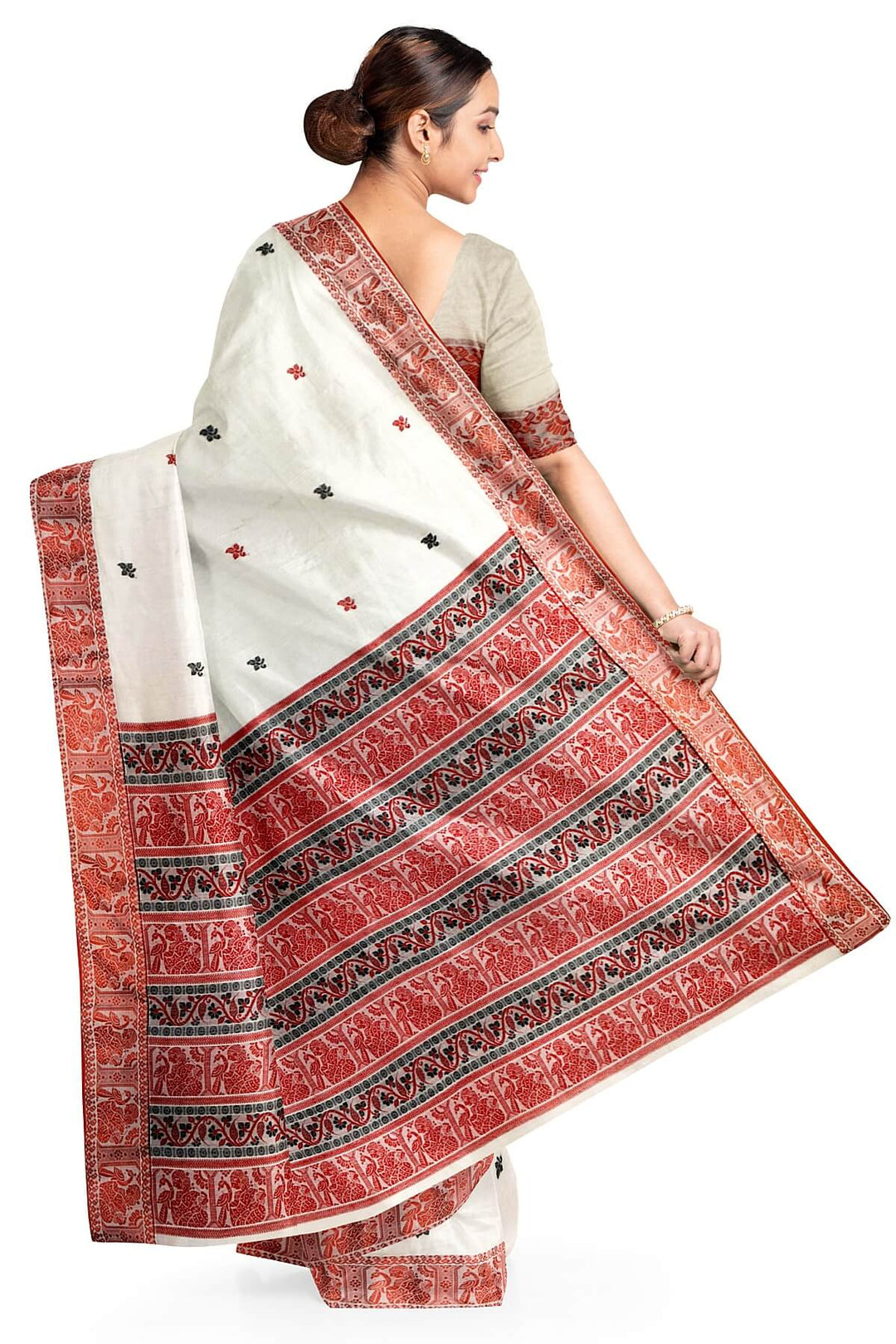 Baluchari cotton saree in cream with small floral motifs