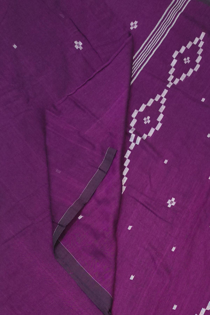 Handwoven Bengal mul cotton saree in  purple with jamdani weave