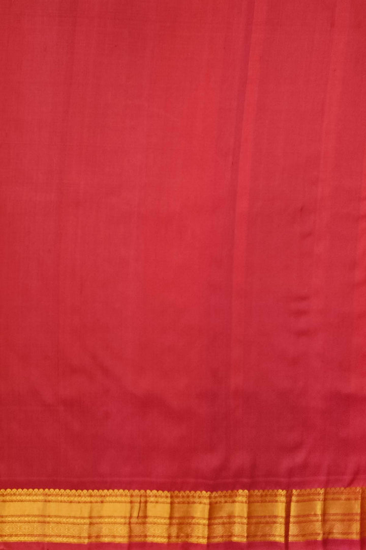 Gadwal pure silk saree in rama green with small buttis